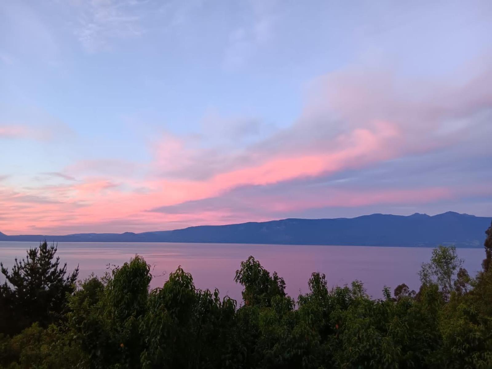 Cabanas Ayalen Con Vista Al Lago Pucón Quarto foto